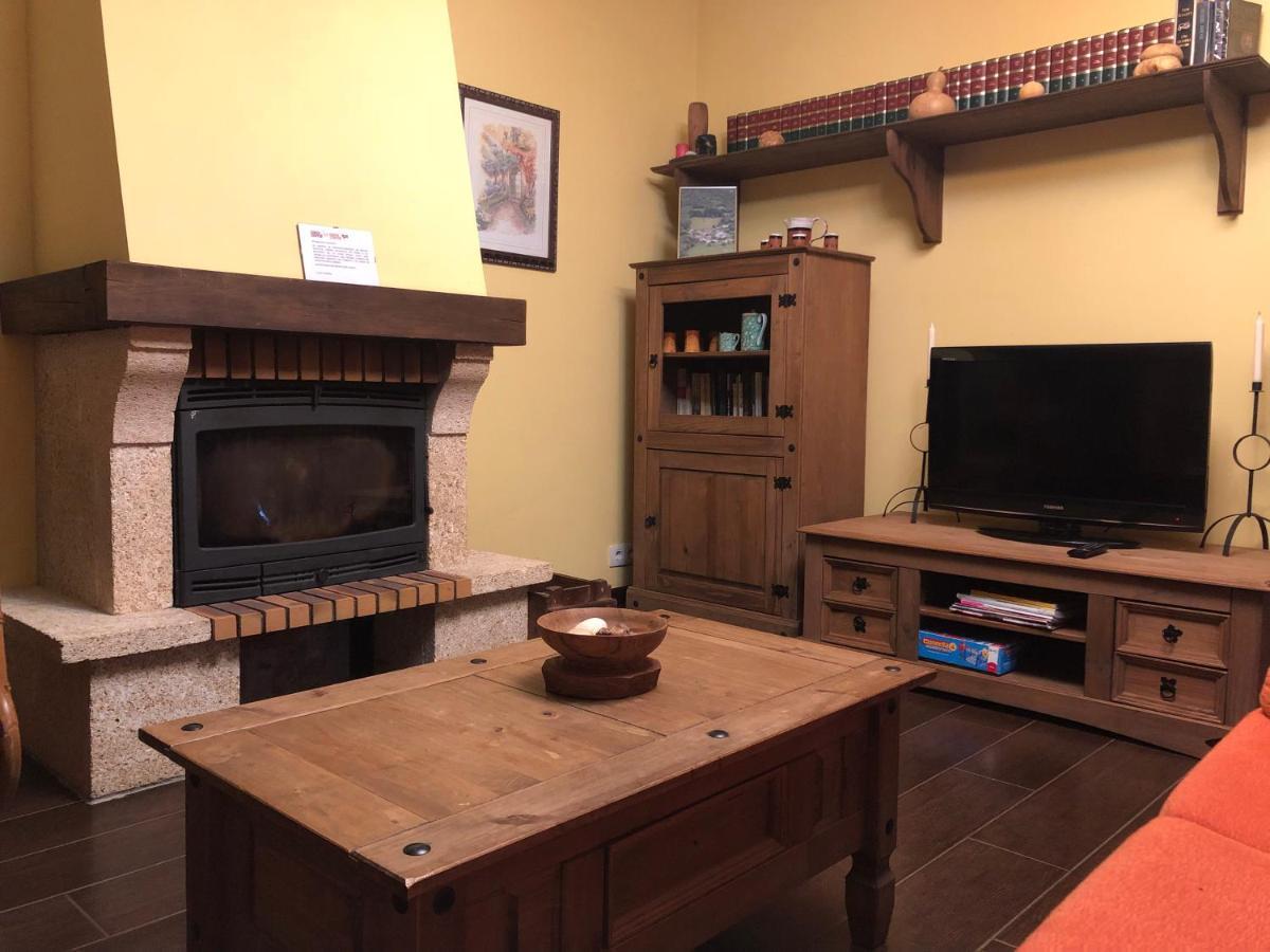 בית הארחה Monón 	Casa Corral - Casas De Aldea מראה חיצוני תמונה